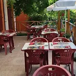 Hotel De L'ile Chez Wendy Et Fred 2*