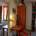 Hotel De L'ile Chez Wendy Et Fred