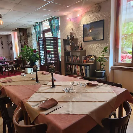De L'ile Chez Wendy Et Fred Jumeaux