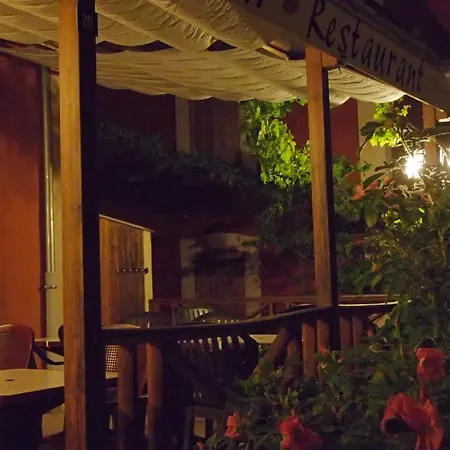 호텔 De L'ile Chez Wendy Et Fred Jumeaux