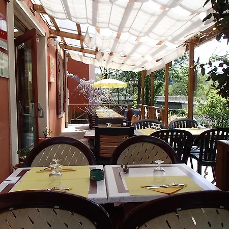 Restaurant De L'ile Jumeaux