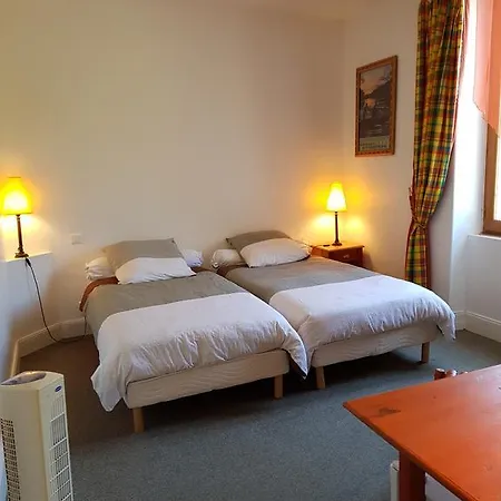 Отель De L'ile Chez Wendy Et Fred 2*