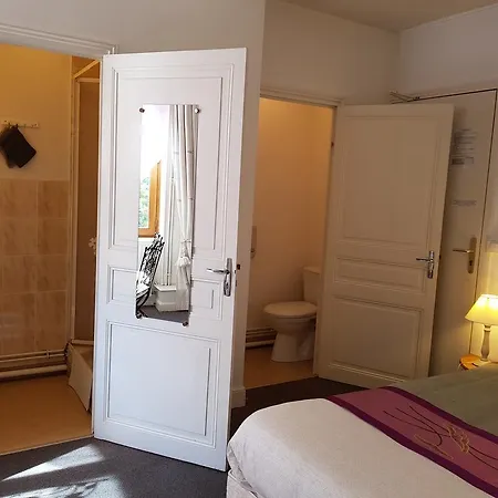 De L'ile Chez Wendy Et Fred 호텔 2*